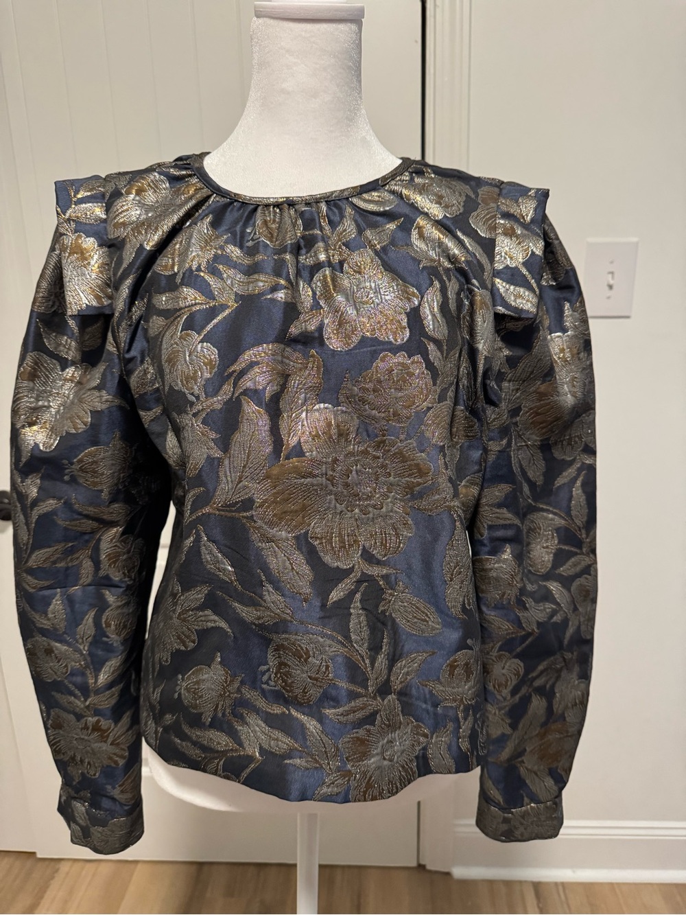 Walter Baker Metallic Floral Puff-Sleeve Top - Navy and Gold